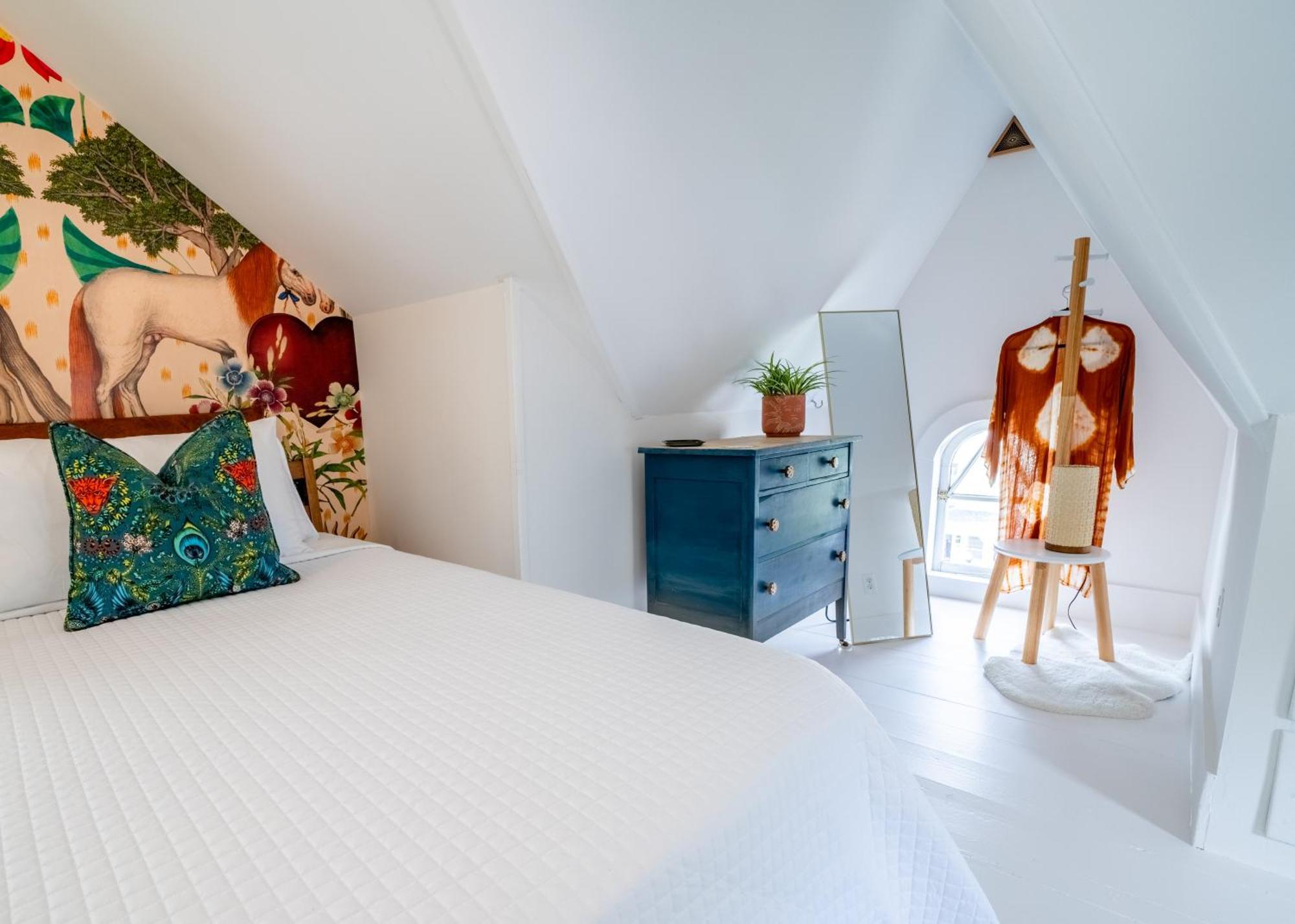 Hotel Twin Gables Of 2*