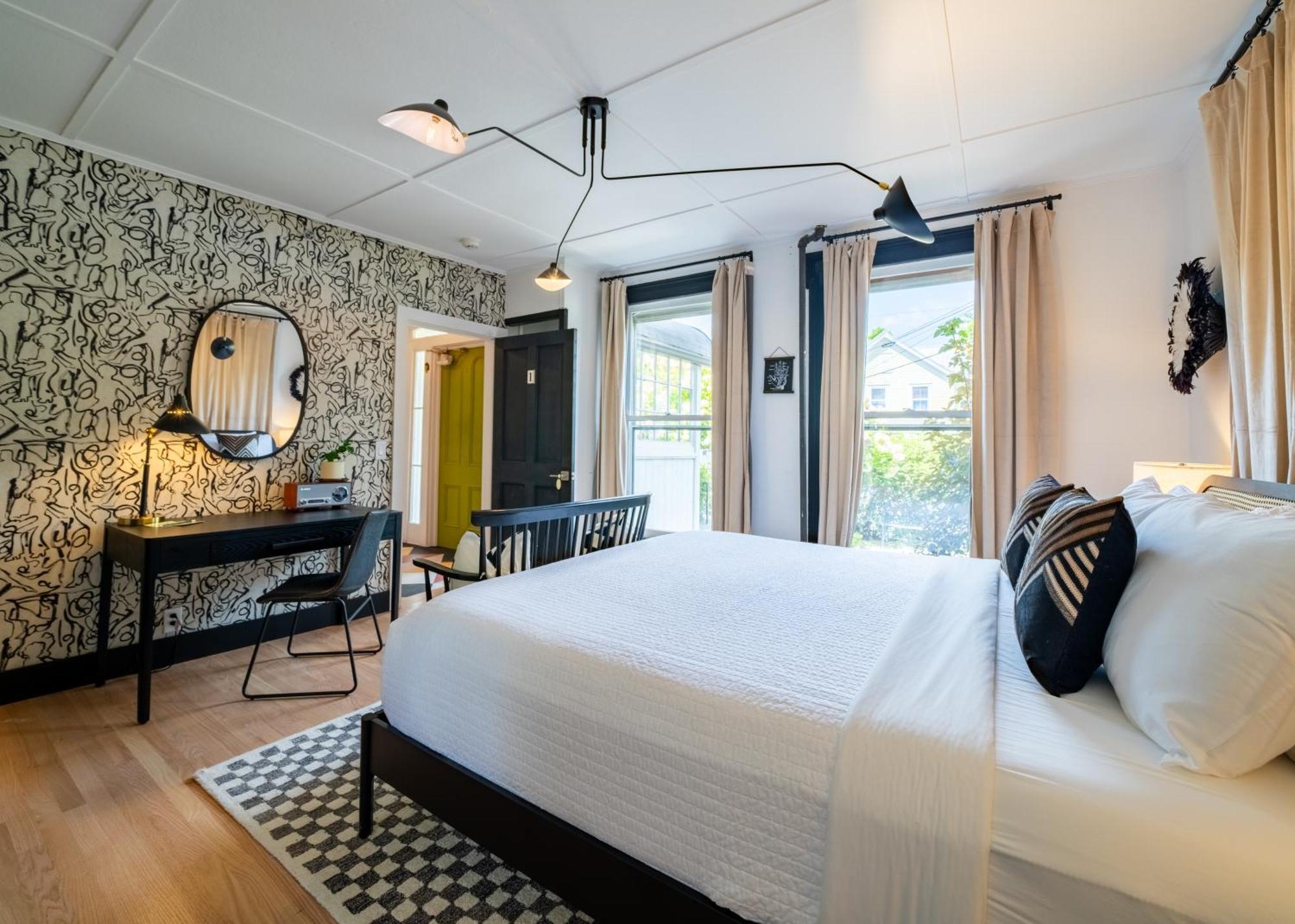 Hotel Twin Gables Of Woodstock